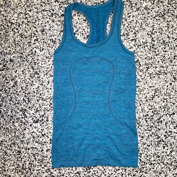 lululemon athletica Tops - Tank top